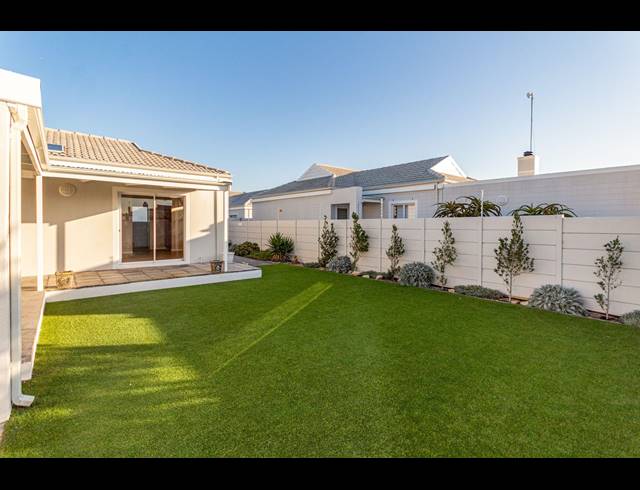 4 BEDROOM HOUSE RENTED IN SUNNINGDALE